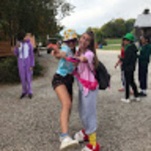 Meet your Posher, Nina